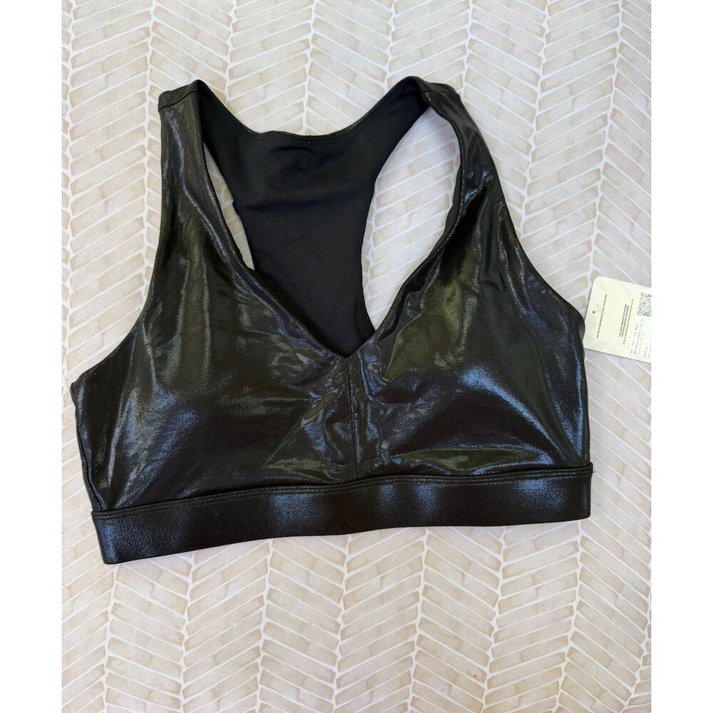 NWT Fabletics Shimmer Black On The Go Medium Impact Sports Bra